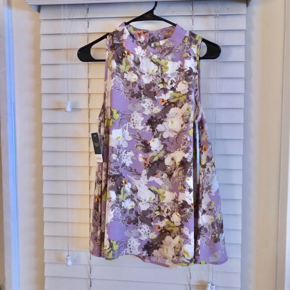 Lilac Floral Print Sleeveless Blouse, Small NWT - Picture 4 of 4
